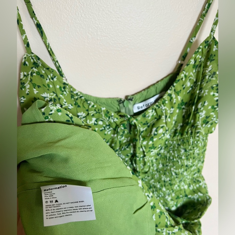 NWOT- Reformation Bran Dress in Samantha green size 2 - Picture 8 of 8